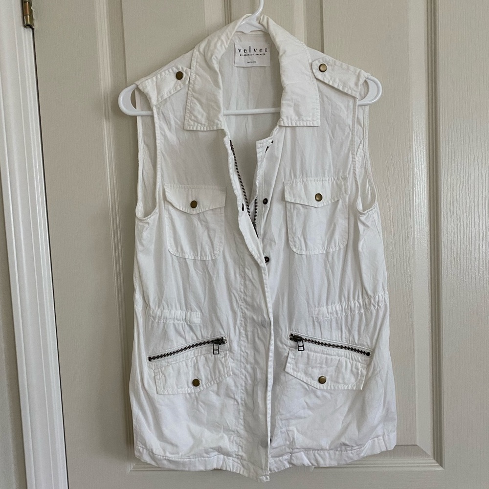 Velvet by graham & Spencer white utility vest size small